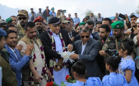 محافظ تعز يفتتح قرية الكويت بعدد 40 وحدة سكنية