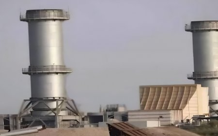 بعد دخول المدينة بظلام دامس.. اهالي عدن يناشدون مجلس القيادة الرئاسي بالتدخل العاجل وتوفير وقود الكهرباء