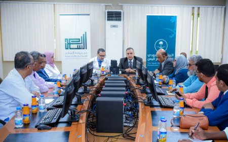 لبحث مجالات التعاون،، رئيس جامعة عدن يزور مستشفى الأمير محمد بن سلمان