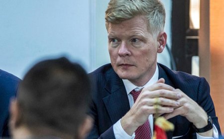 غروندبرغ يدعو الحوثيين للإفراج عن المعتقلين ويشدد على خفض التصعيد