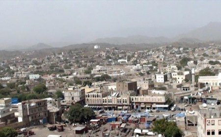 اشتباكات مسلحة في سوق الحديقة بالضالع وأنباء عن صحايا (تفاصيل)