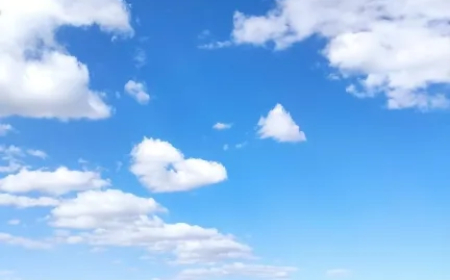 الأرصاد تحذر مما سيحدث خلال الساعات القادمة في 14 محافظة يمنية