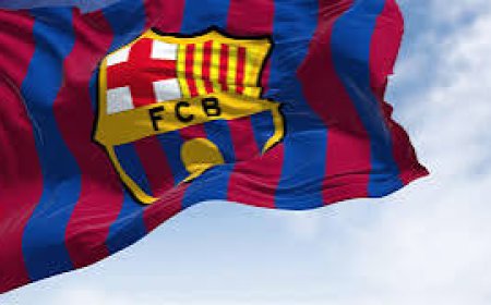 قبل الكلاسيكو..  4 لاعبين يواجهون شبح الرحيل من برشلونة.. من هم ؟