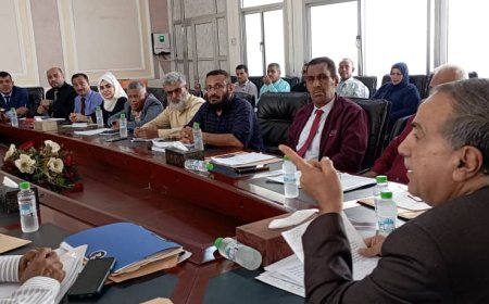 مجلس جامعة عدن يدعم مطالب وحقوق أعضاء هيئة التدريس مع عدم الإضرار بالعملية التعليمية 