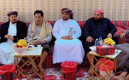 رئيس جامعة المهرة يقيم مأدبة غداء على شرف قائد قوات درع الوطن في المهرة