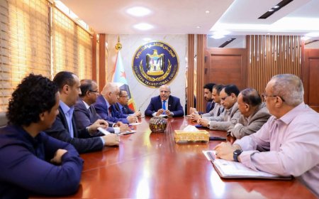 الانتقالي يؤكد دعمه للمطالب المعبرة عن انهيار الخدمات وتردي الأوضاع المعيشية