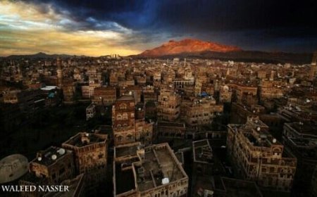 صدمة وغضب مجتمعي.. مسلحون يقتلون شابًا أمام منزله