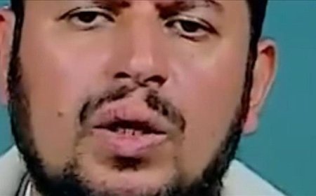 بين مؤكد ونافٍ.. صورة عبدالملك الحوثي الأخيرة تشعل المواقع!