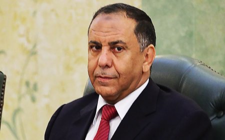 الوزير الاشول.. تدهور العملة احدى التحديات الكبرى التي تواجه الحكومة