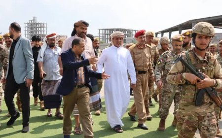 الشيخ باكريت والجفري... يزوران اللواء الأول حماية رئاسية (قوات العاصفة) بالعاصمة عدن