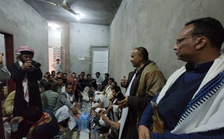 انعقاد لقاء قبلي بمأرب لأبناء وقبائل شرعب بشأن ماتعرض له مدير وكالة سبأ بمأرب.