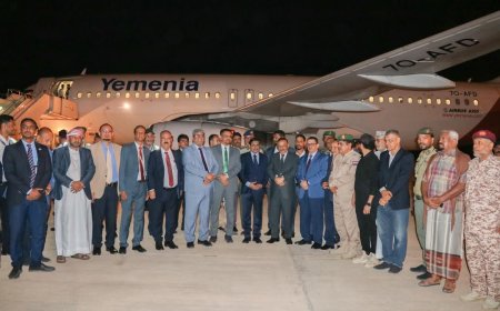 بعد توقف لأكثر من 10 سنوات.. البحسني و حُميد يدشنان استئناف الرحلات الجوية بين مطاري الريان والقاهرة