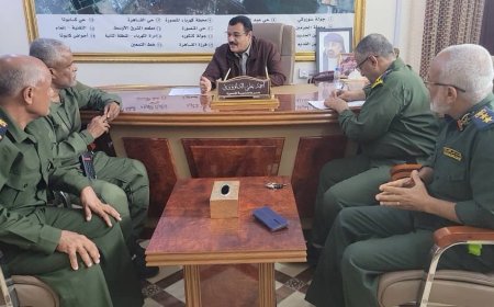 مدير عام المنصورة يشهد مراسيم التسليم والإستلام لإدارة مكتب الأحوال المدنية والسجل المدني بالمديرية