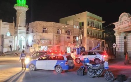 طعنًا بالجنبية.. شرطي مرور يلقى مصرعه في تريم بحضرموت