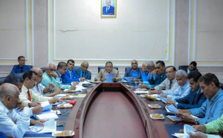 مجلس جامعة عدن يجدد مناشدته الجهات المعنية لإيجاد حلول لمطالب أعضاء الهيئة التدريسية