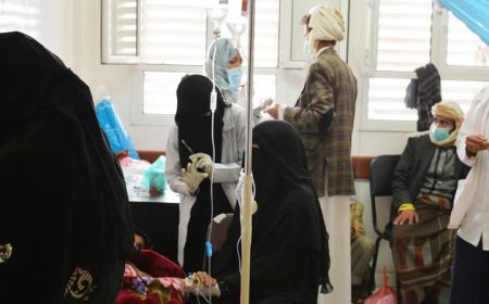 مرض غامض يفتك بسكانٍ في صنعاء وسط غياب سلطات الأمر الواقع الحوثية