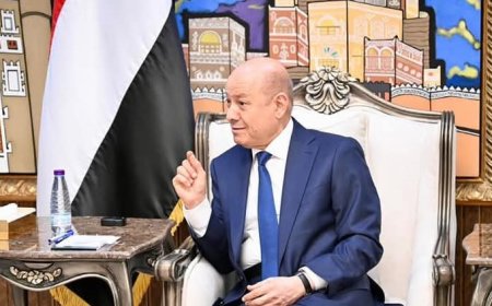 أكد أن السلام لا يمكن إغلاق أبوابه.. الرئيس رشاد العليمي في حوار: تصنيف الحوثيين كـ(منظمة إرهابية) أفضل خيار سلمي لردع