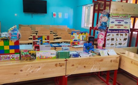 جمعية أطفال عدن للتوحد تتسلم مقاعد دراسية ومستلزمات تعليمية مقدمة من مركز الملك سلمان