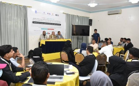 وكيل محافظة تعز يفتتح ورشتين تدريبيتين