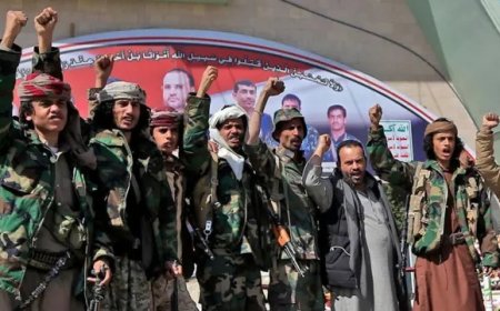 للمرة الأولى.. بهذه الطريقة علقت مليشيات الحوثي على قرار تصنيفها كمنظة إرهابية