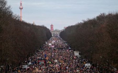 أحتجاجات في ألمانيا بسبب صفقة الشيطان !