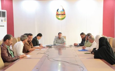 وزير التربية يناقش خطط وبرامج جهاز محو الأمية وتعليم الكبار