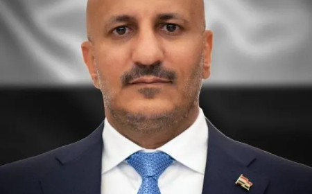 طارق صالح يوجه بتقديم مساعدات طارئة لمركز الغسيل الكلوي في مستشفى الصداقة بعدن