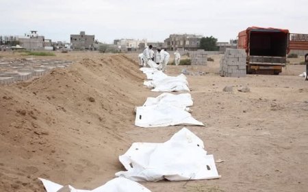 عدن.. دفن 56 جثة مجهولة الهوية وسط شكاوى من تحلل بعضها بسبب انقطاع الكهرباء