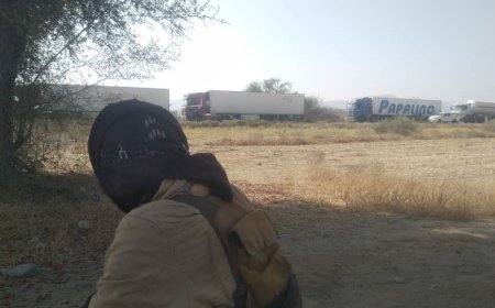 قبليون بأبين يقطعون الطريق بين شبوة وزنجبار احتجاجا على تعرض أبنائهم للظلم من قبل  قيادات في العمالقة 