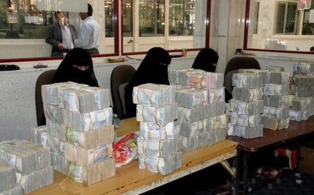 الحكومة..العملة الوطنية فقدت 700% من قيمتها ونحتاج 4 مليارات دولار لتعويض الخسائر