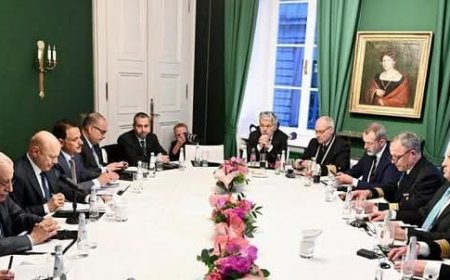 العليمي.. يدعو لضغوط دولية قصوى على الحوثيين بدلًا من تقديم الحوافز