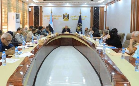 الأمانة العامة للانتقالي تعقد اجتماعها الدوري وتناقش تقرير المشهد السياسي على الساحة الوطنية 