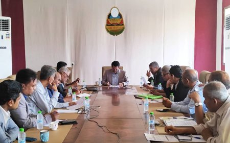 عدن: اللجنة العليا للإختبارات تناقش تقارير مدارس تحفيظ القرآن الكريم والإنجاز بالمحافظات المحررة