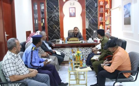 الوكيل العامري يطلع على الخطة الامنية والتنظيمية لشهر رمضان المبارك بمديرية سيئون 