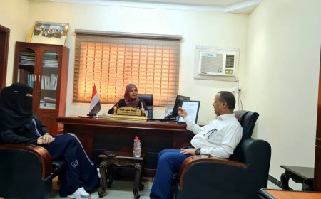 عدن: رئيسة اللجنة الوطنية للمرأة تناقش وضع فرع اللجنة في محافظة مأرب