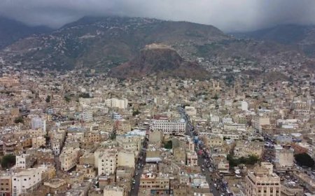 إصلاح تعز.. يدعو لمعالجة الوضع المعيشي ويؤكد استمرار مقاومة الحوثيين