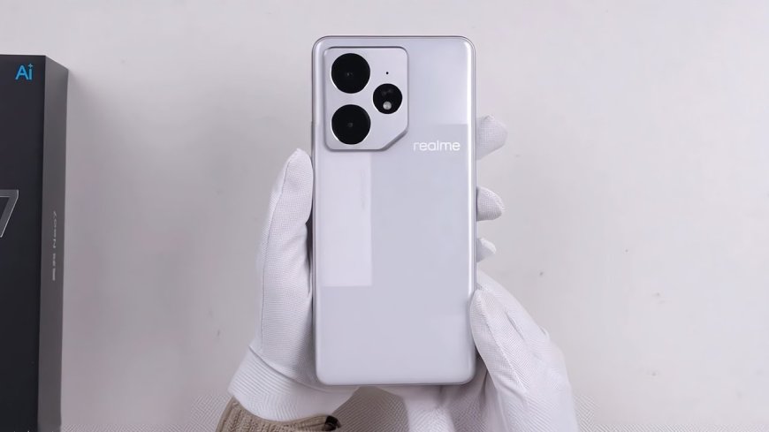 Realme .. المنافس الجديد لسامسونج بهاتفها الجديد