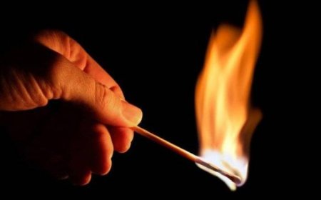 في فجر ثاني أيام رمضان رجل يحاول الانتحار و يشعل النار في نفسه أمام مسجد .. تفاصيل 