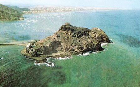 الأرصاد يتوقع طقساً معتدلاً بالمناطق الساحلية وأمطار رعدية بالمرتفعات الجبلية