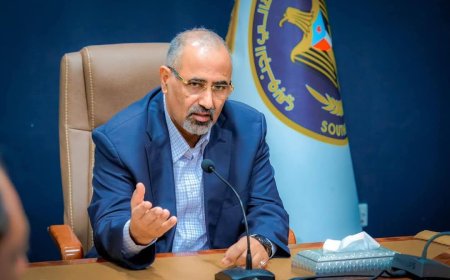 الزُبيدي يرأس اجتماعا للوقوف على نتائج عمل فرق التواصل وتعزيز الوعي السياسي بمحافظات الجنوب