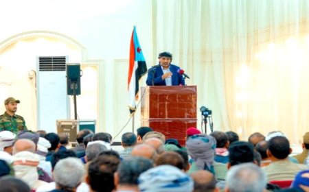 عاجل.. من زنجبار عيدروس الزُبيدي يتعهد بهذا الأمر لأبناء أبين (نص الكلمة وصور)