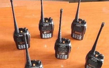 الجمارك تضبط أجهزة اتصالات لاسلكية ممنوعة في منفذ صرفيت في المهرة