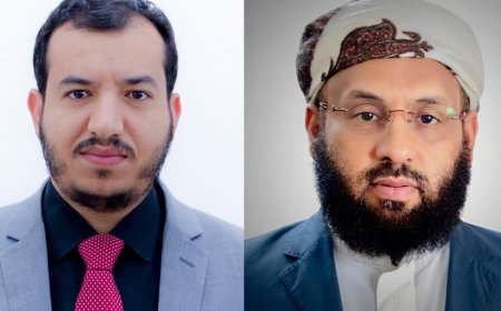 وزير الأوقاف والإرشاد يعزي مدير مكتبه في وفاة عمه