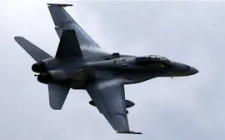 مصادر إعلامية .. الطيران الأمريكي يقصف الحديدة .. تفاصيل