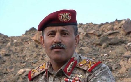 تصريحات وزير الدفاع في الحكومة الحوثية عن الهجمات الأميركية ..