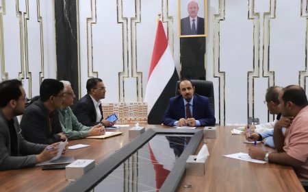 محافظ حضرموت يعقد اجتماعًا لمناقشة الاستعدادات للعيد وتحسين الخدمات الأساسية  