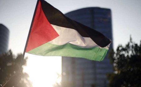 "رفقا بغزة".. فتح تدعو حماس إلى مغادرة المشهد الحكومي