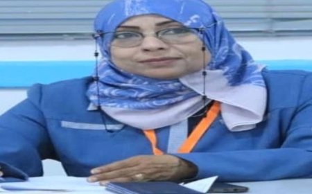رائدة من جامعة عدن تغرس راية العلم في كل ترحال لها