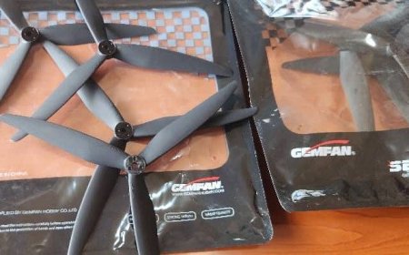 المهرة.. منفذ صرفيت يضبط 800 مروحة طيران مسيّر