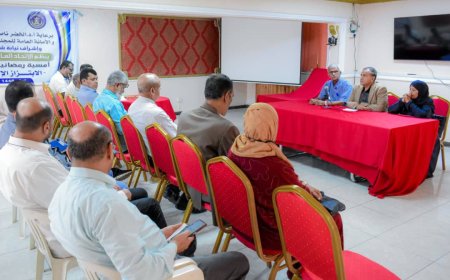 رئيس جامعة عدن يترأس اجتماعًا لعمداء الكليات ولجنة التصنيف